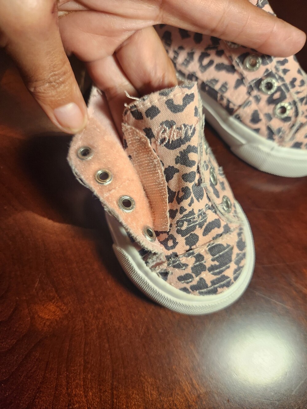 Girls Blowfish Malibu Pink/black Leopard Slip-On Kids Sneakers - Picture 2 of 8